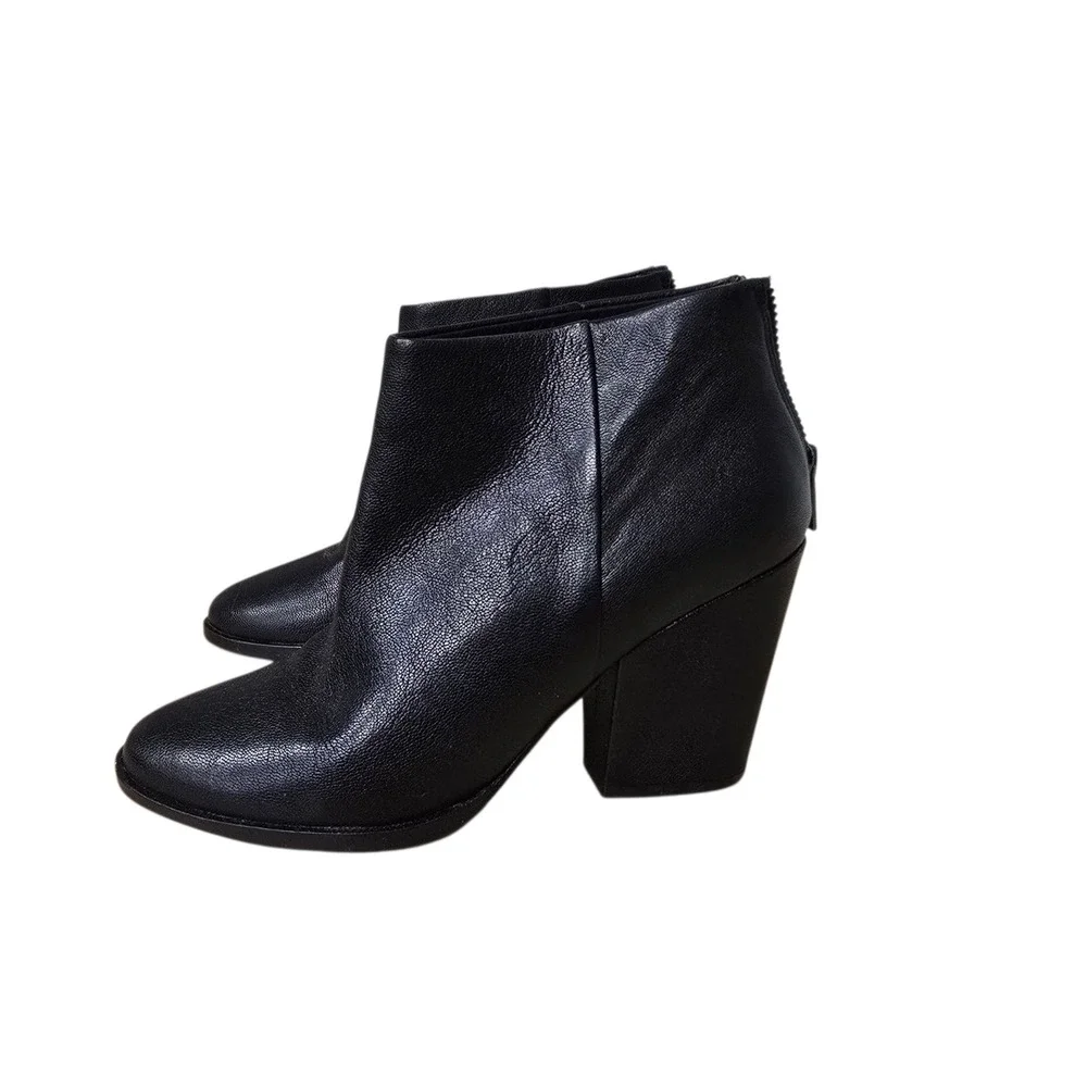 Cole Haan Grand.OS Black Pebbled Leather Block Heel Ankle Boots Womens 5B